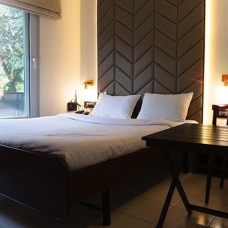 Hotel Cozy Inn Pune Exterior foto